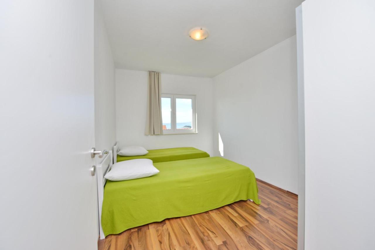 Apartments Verita Pakoštane Eksteriør bilde